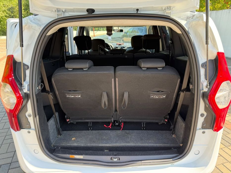 Dacia Lodgy 7 Locuri,  An Fab. 2021 Motor 1.5 Dci , Euro 6