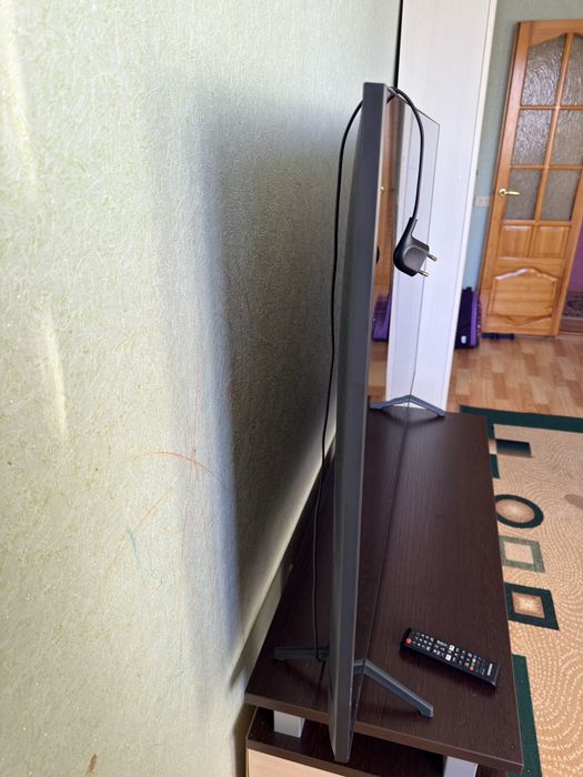 Телевизор на запчасти