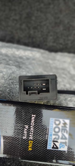 Ел. блок за управление (модул/реле) на горивна помпа за Passat b6 2.0 fsi бензин