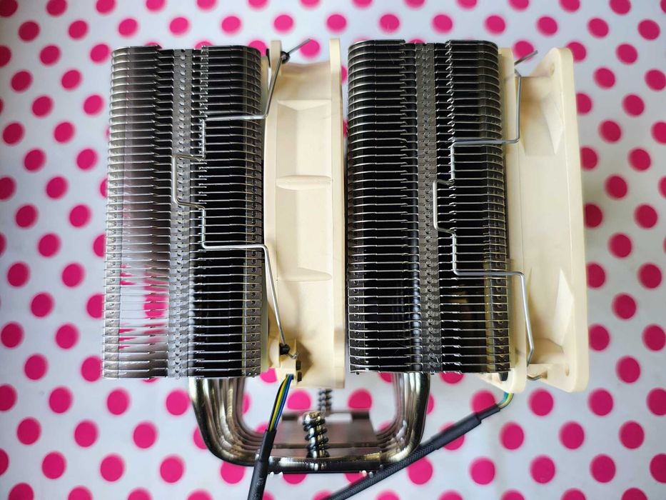Cooler CPU Noctua NH-D14 Socket AM4 si AM5.