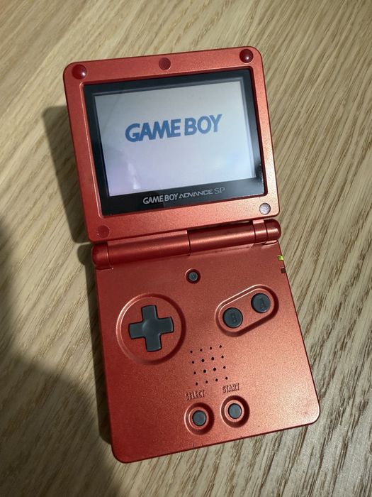 Nintendo Game Boy Advance SP