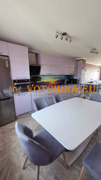 Продава се Тристаен апартамент в Варна, Център - 129 кв.м за 1107 €/кв.м - Снимка #4