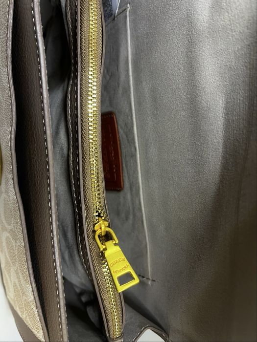 Geanta Coach mini piele naturală