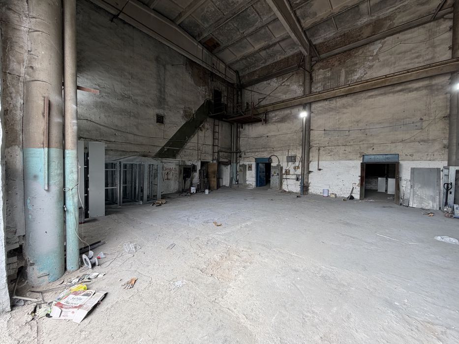Производственное помещение 800 м² + территория 500 м² | РВ-90