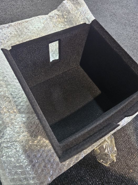 sertar depozitare cotiera nou original volkswagen touareg 7l 

cod oe: