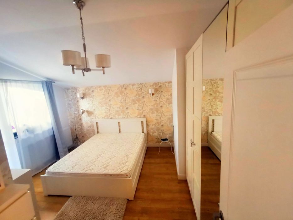 Tunari - casă duplex lângă pădure
