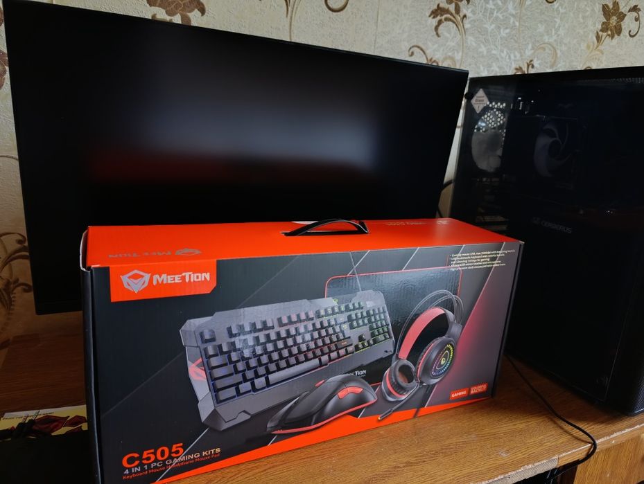 Игровой набор, компьютер в комплекте! SSD, HDD, RAM HyperX.