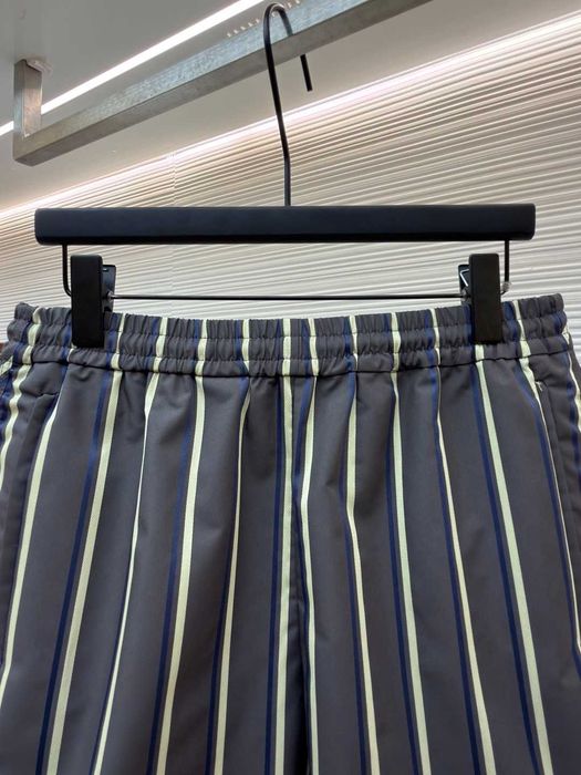 Pantaloni scurti Louis Vuitton Premium