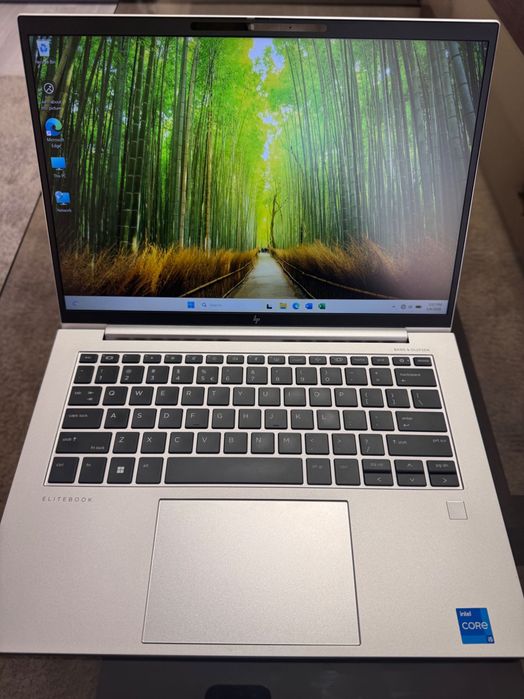 HP EliteBook 840, 14 inch , G10 ,  Notebook PC + CADOU SPECIAL (pachet Office și rucsac profesional)