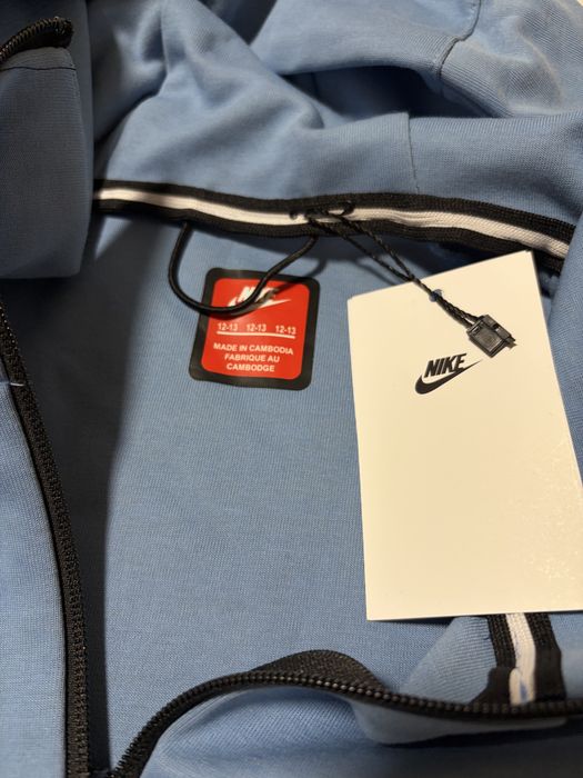Nike Tech Fleece 12-13