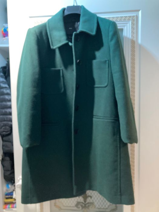 Продам пальто демисезонное