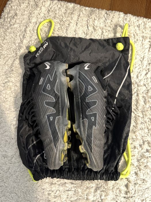 Crampoane nike elite