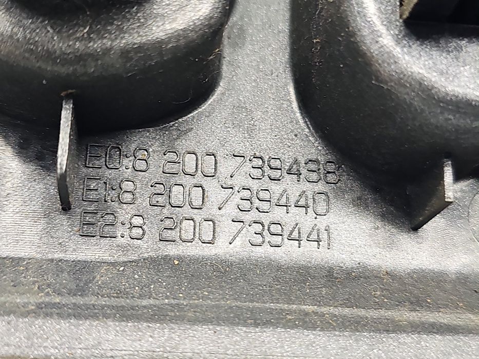 Butoane comenzi consola centrala Dacia Logan (LS) [Fabr 2004-2012] 820