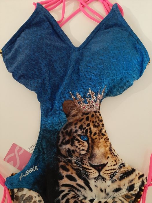 Нов цял бански размер ХС/С