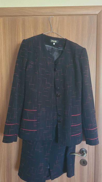 Costum business dama