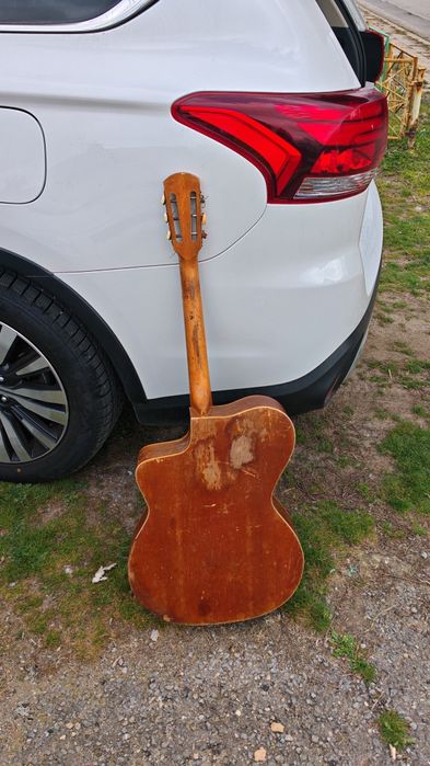 Китара Кремона Казанлък