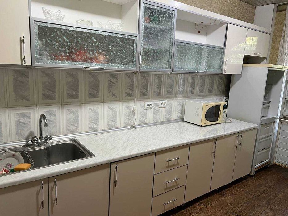 Сдается  2-х комнатная квартира (своя)  в центре города (Magic City)