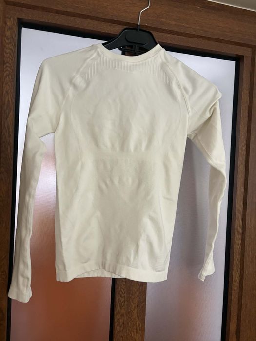 Дамско термо бельо - горнище ZARA, размер S