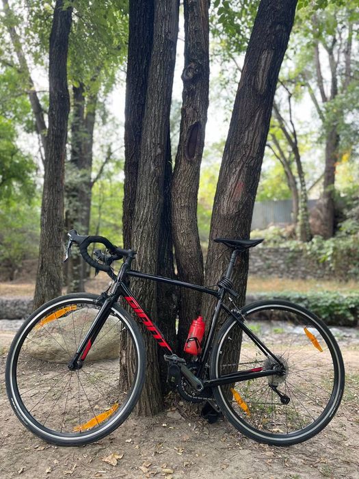 Шоссейный Велосипед GIANT CONTEND SL 2