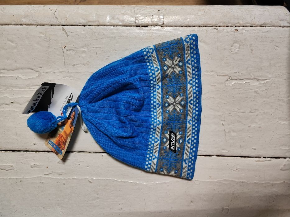 Продаются спортивные шапочки