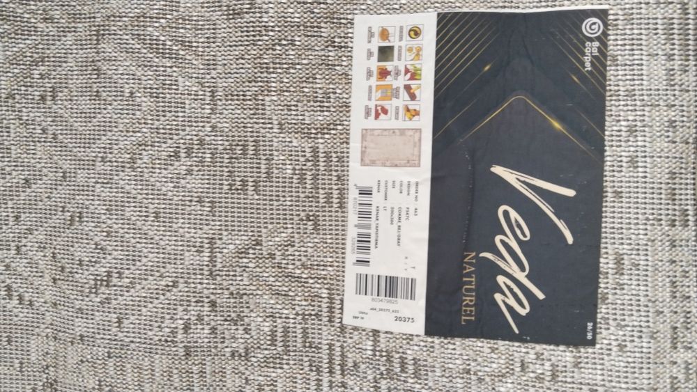 Продам Ковер 2 на 3 новый