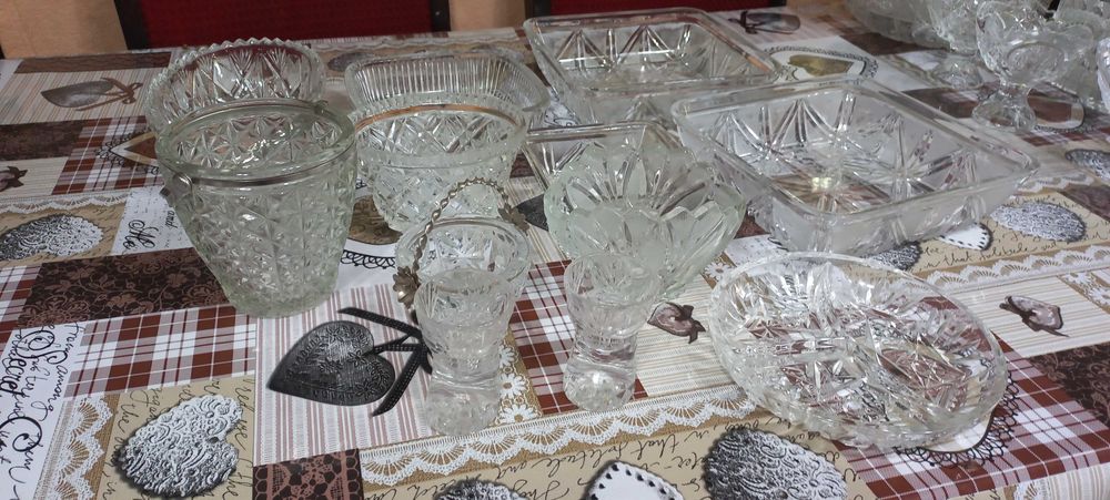 Хрустальные салатницы и вазочки