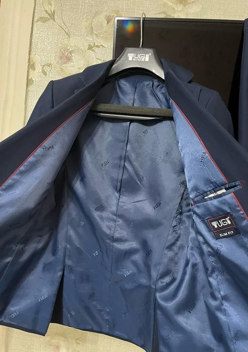 Костюм классический на мальчика