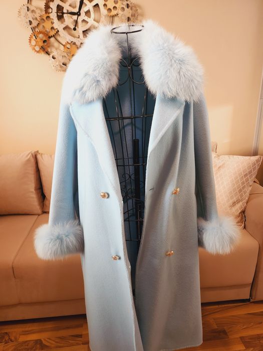 Ново дамско палто 80% кашмир