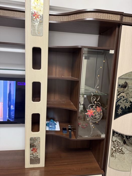 Стенка горка для гостинной