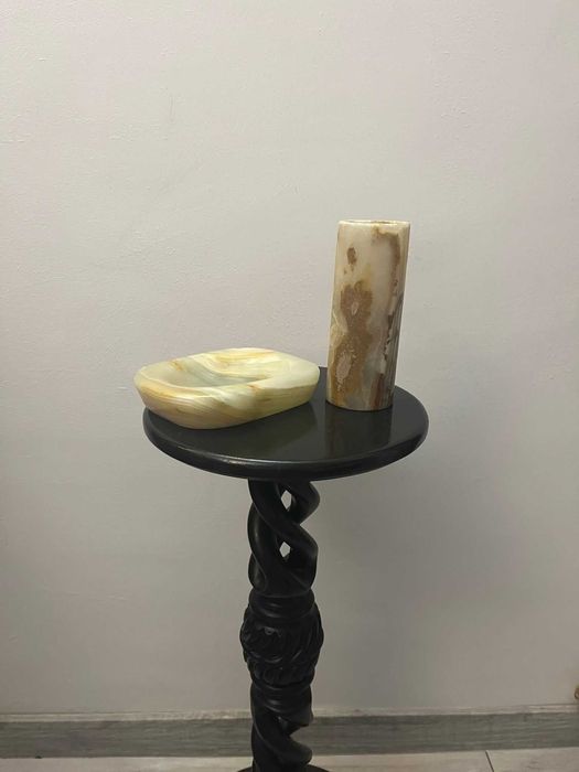 Set doua bibelouri statuete bibelou din onix scrumiera ieftine