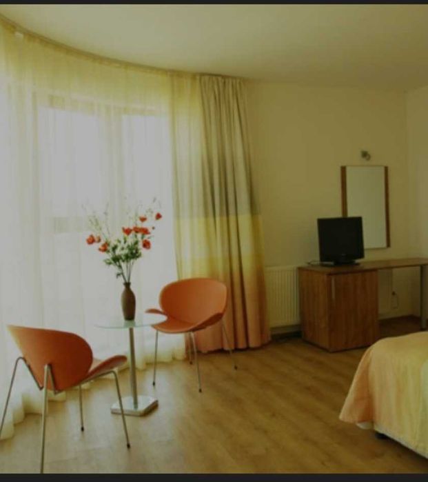 Продава се Хотел в Приморско - 1200 кв.м за 484 €/кв.м - Снимка #2