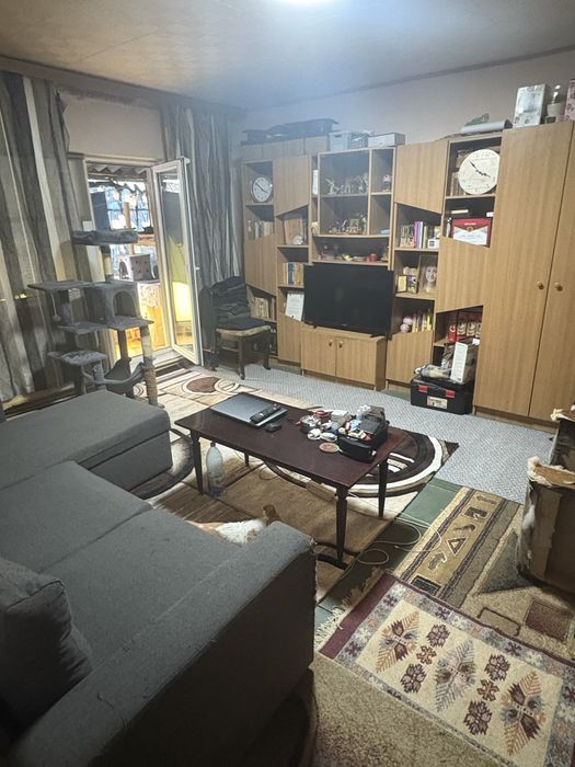 Apartament 3 camere - Str. Tineretului ( langa Sunny)