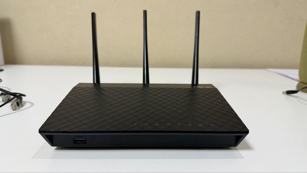Продается ASUS RT-AC66U B1