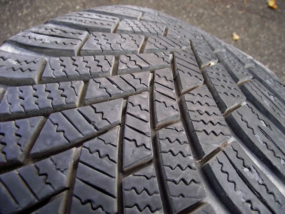 Jante 5x114,3 R16 Dacia Duster/Renault • Anvelope 215/65/R16 VIKING