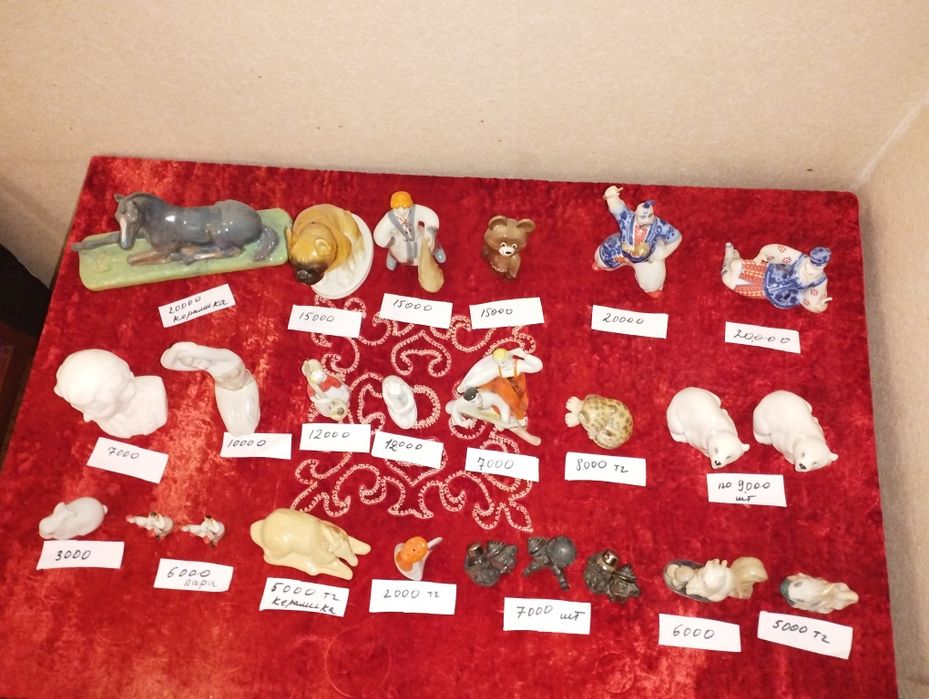 Статуэтка продам старинная