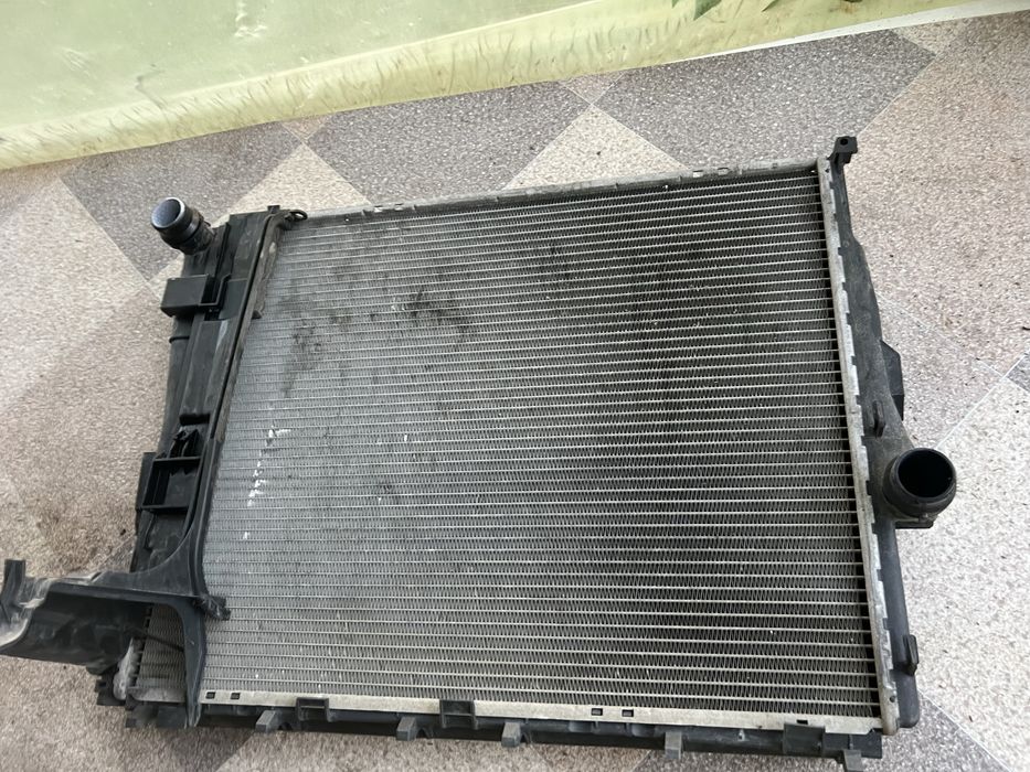Radiator Racire Apa Bmw 320d E46 150CP Termostat Furtun Conducta Pompa ...