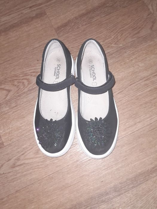 Туфли школьные для девочки