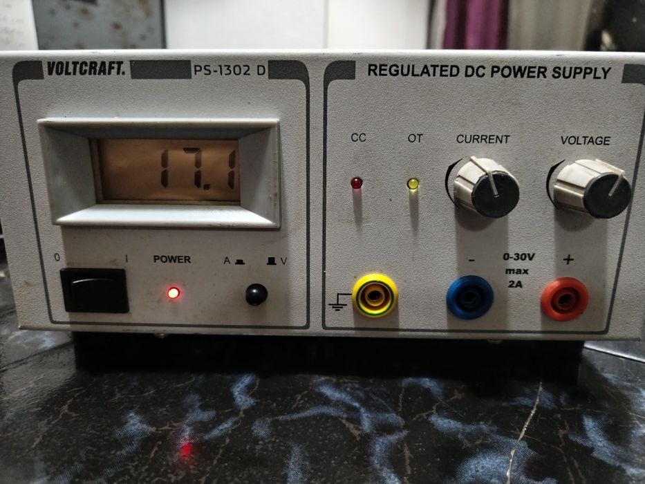 Sursa Voltcraft PS 1302d