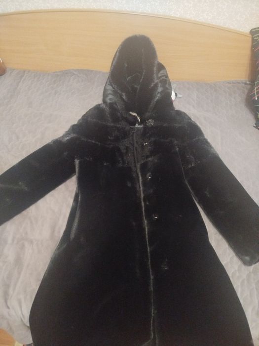 Продам куртки зимние