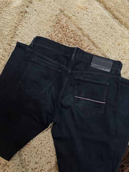 Blugi Tommy Hilfiger