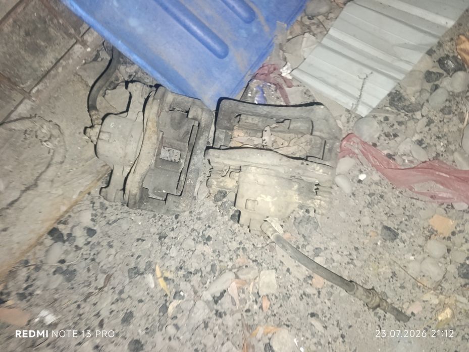 Продам запчасти на Ниссан