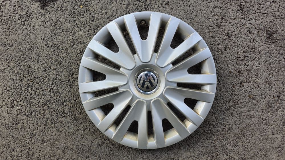 Оригинални тасове VW 15