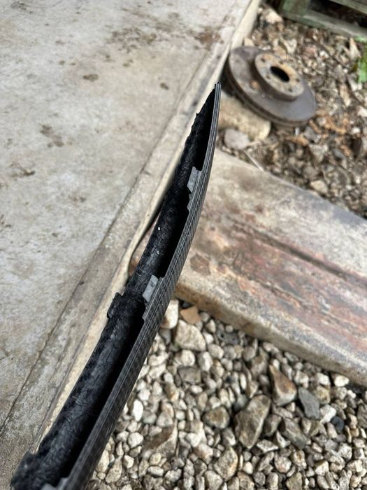 4M8807791D карбонова лайсна за audi q8/sq8