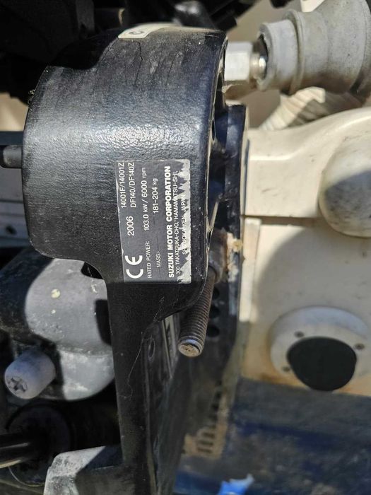 Motor Barca / outboard Suzuki DF 140 CP