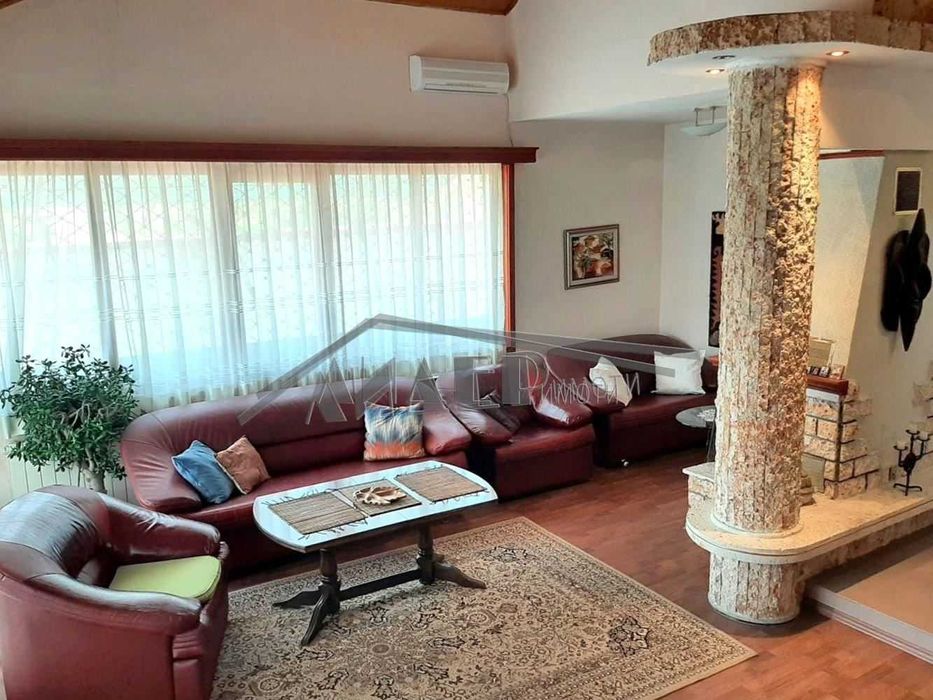 Продава се Къща в с. Белащица, Област Пловдив - 224 кв.м за 1295 €/кв.м - Снимка #11