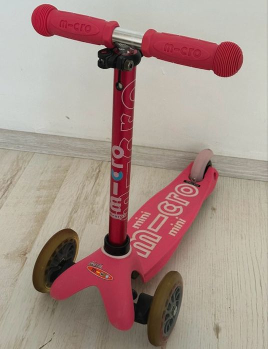 Trotineta Mini Micro Deluxe