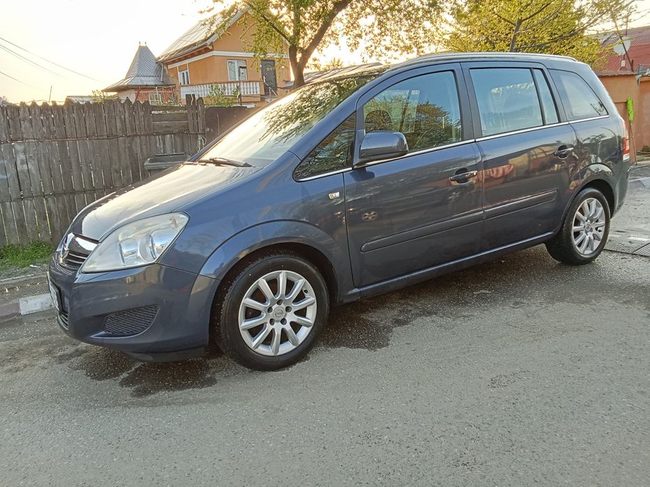 OPEL Zafira 2010 — imagine 2