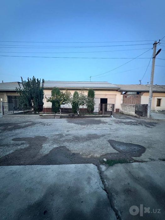 Uy sotilvati 6 sotik yer narxida dormon kottasuv memorlar maxalasi