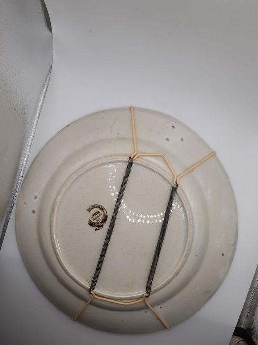 Farfurie de la 1880, realizata de Robert cochran&Co,.