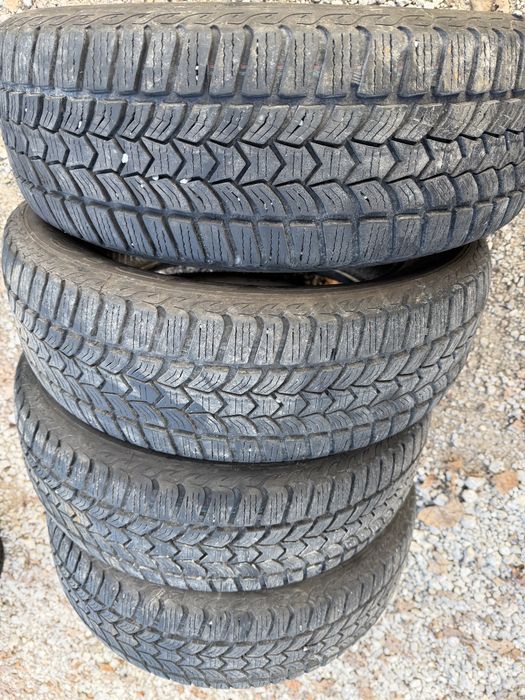 205/60 R16 4бр зимни гуми